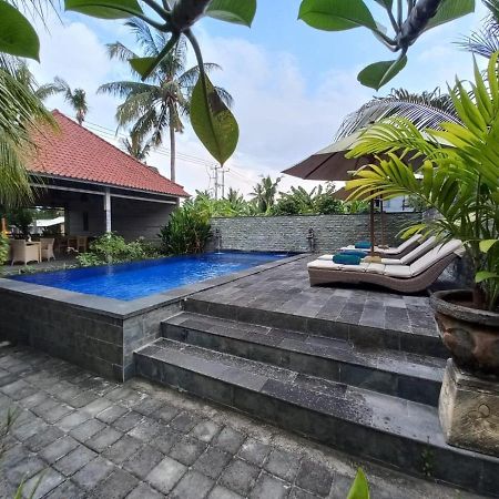 Bobo Bungalow Nusa Lembongan  Exterior photo