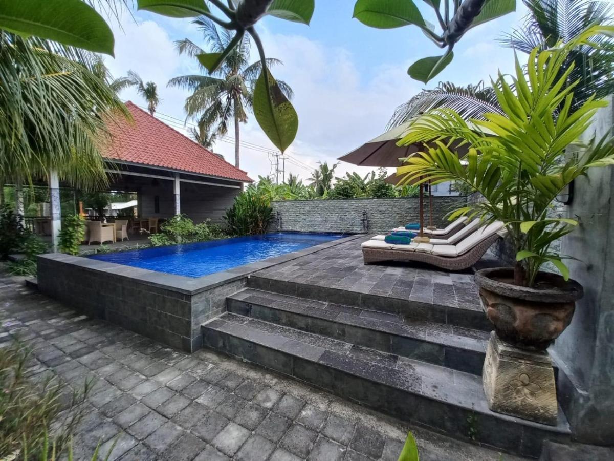 Bobo Bungalow Nusa Lembongan  Exterior photo